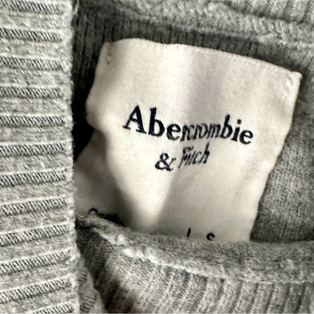 Abercrombie & Fitch Women’s Cropped Mockneck Sweater Gray Size S - Picture 3 of 6